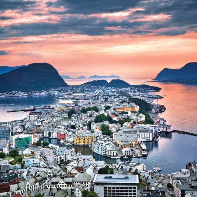 Croaziera NORVEGIA: Magia Fiordurilor 11-21 Iulie 2026