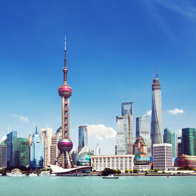 Circuit CHINA & TIBET: De la luminile Shanghaiului la umbra Everestului 11 - 26 Iunie 2026