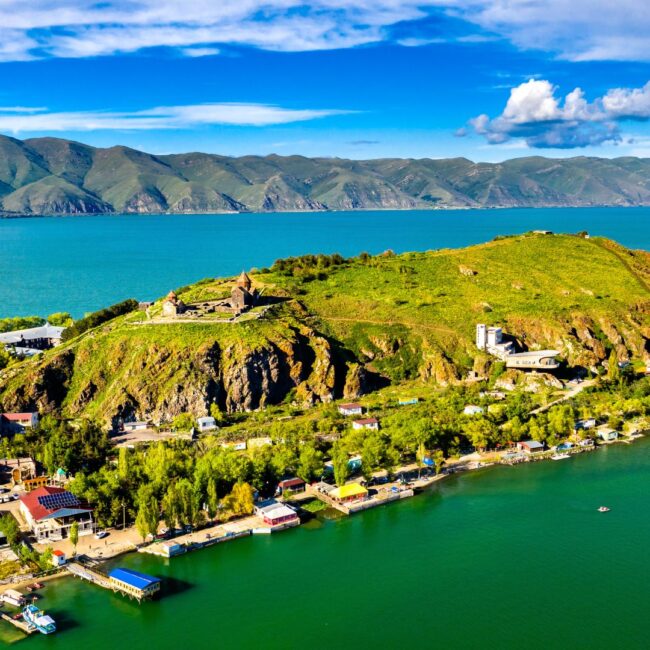 Circuit GEORGIA si ARMENIA: Calatorie prin Munti si Istorie, 17-26 Septembrie 2026