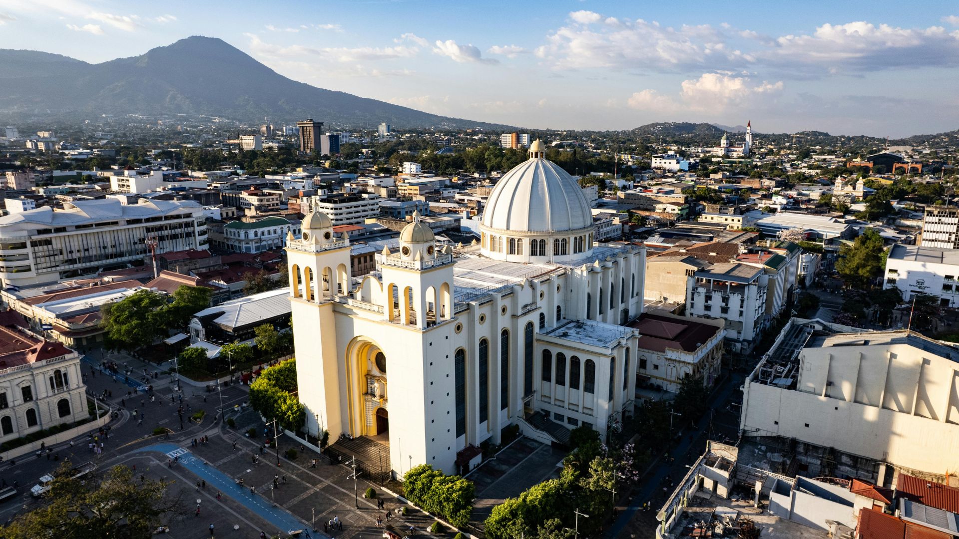 Circuit AMERICA CENTRALA: 7 tari in 17 zile 18 Noiembrie - 04 Decembrie 2026