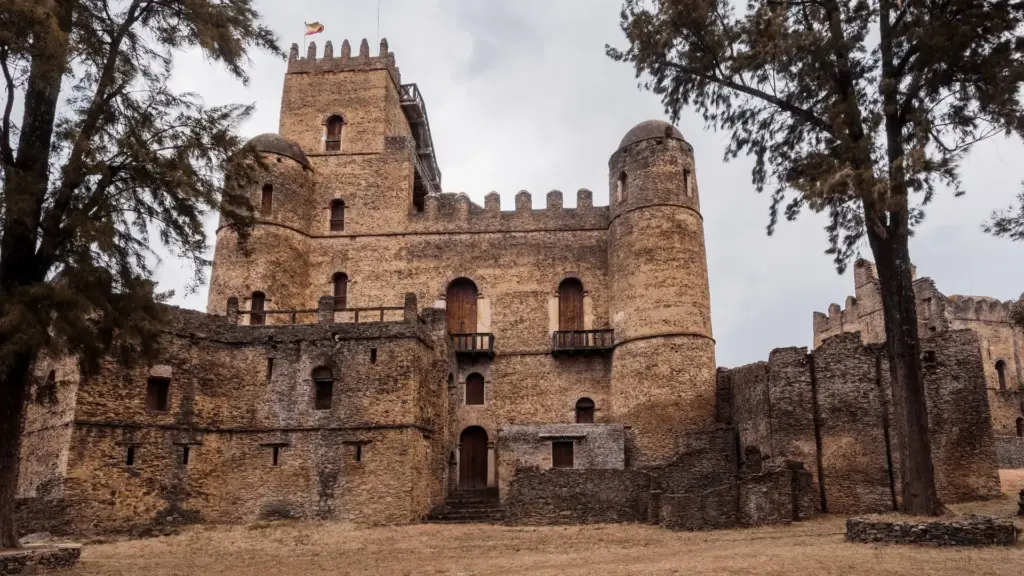 Circuit ETIOPIA: Istorie Sacra si Triburi Ancestrale 06-18 Martie 2027