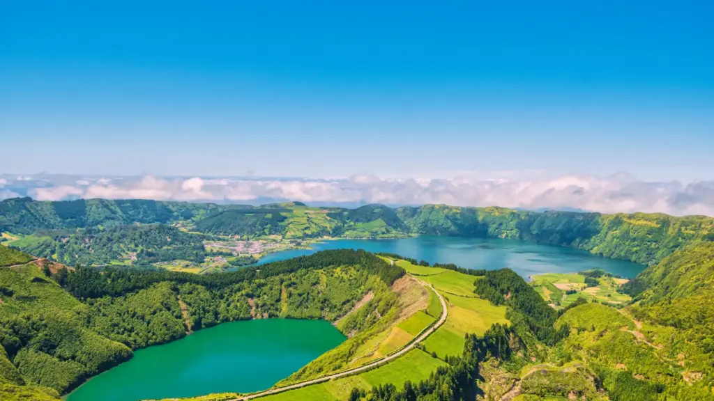 Circuit Azore: Insula Sao Miguel Hawaii-ul Europei 21 - 29 Mai 2027