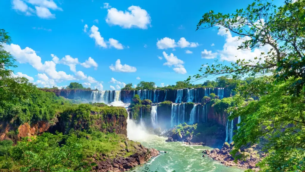 Circuit Brazilia: Ritmuri Tropicale si Minuni Naturale 25 Noiembrie - 07 Decembrie 2026