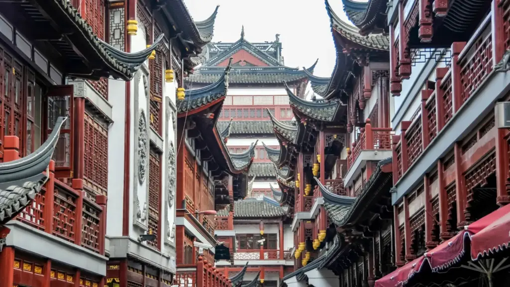 Circuit CHINA: Comori Imperiale si Orasele Viitorului 20 martie - 1 aprilie 2027