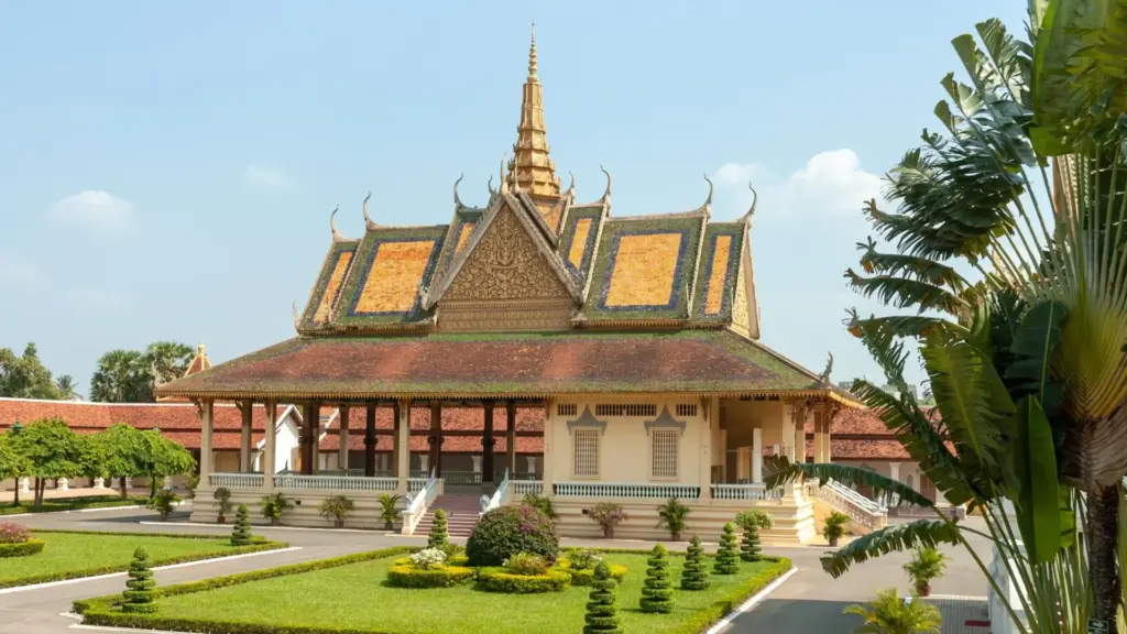 Circuit INDOCHINA: Vietnam, Cambodgia, Laos si Thailanda 03 - 21 Martie 2027