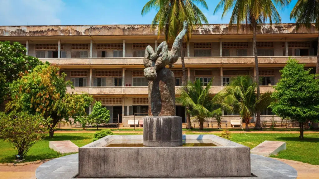 Circuit INDOCHINA: Vietnam, Cambodgia, Laos si Thailanda 03 - 21 Martie 2027