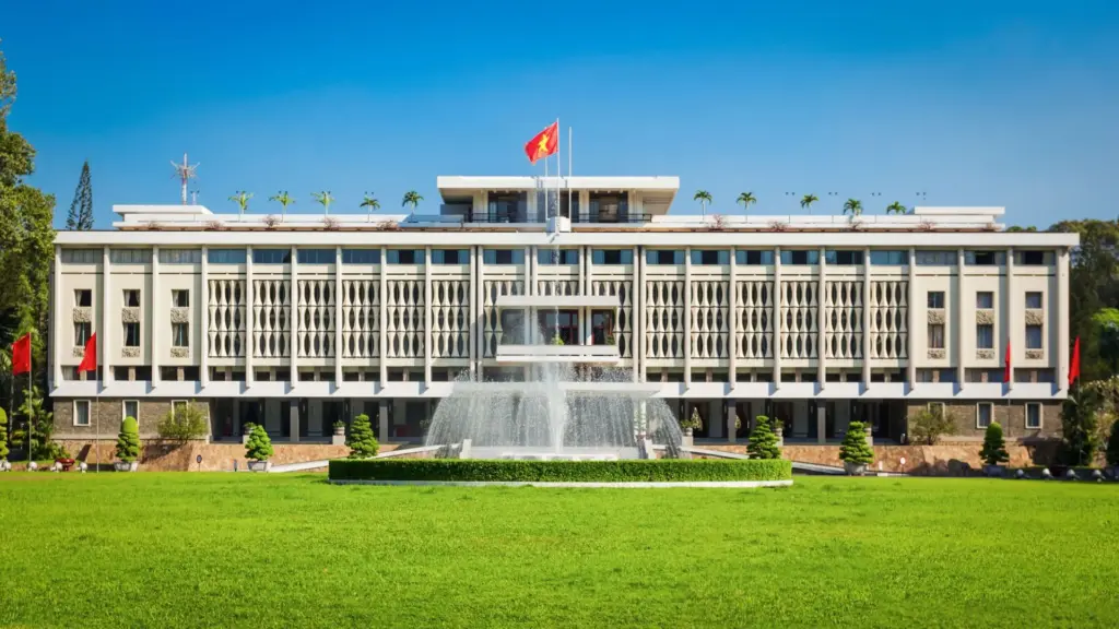 Circuit INDOCHINA: Vietnam, Cambodgia, Laos si Thailanda 03 - 21 Martie 2027