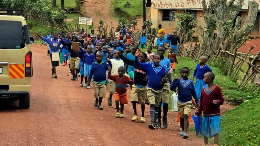 Circuit UGANDA si RWANDA: Aventura in inima Africii de Est 28 Noiembrie-12 Decembrie 2026