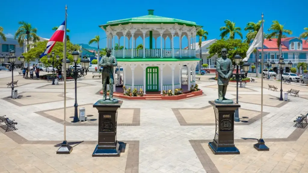 Croaziera CARAIBE: Craciun si Revelion in Paradisul Tropical 21 Decembrie 2026 - 6 Ianuarie 2027