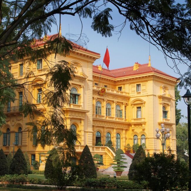 Circuit VIETNAM: Esenta Vietnamului si Plajele din Mui Ne 21 Martie - 03 Aprilie 2027