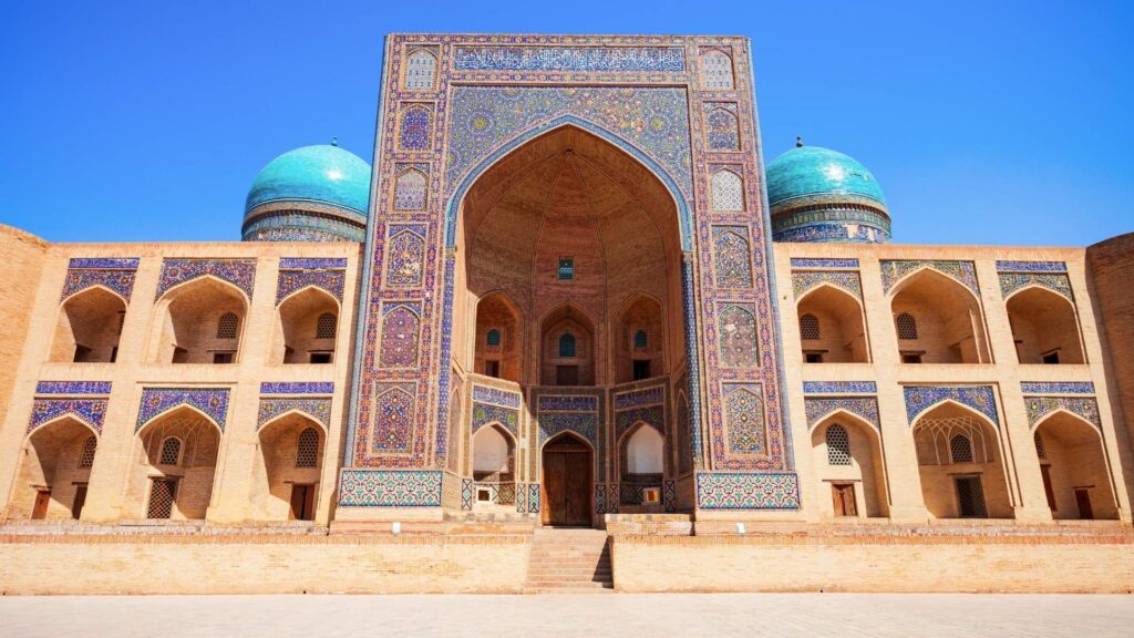 Circuit UZBEKISTAN: O Poveste Pe Drumul Matasii